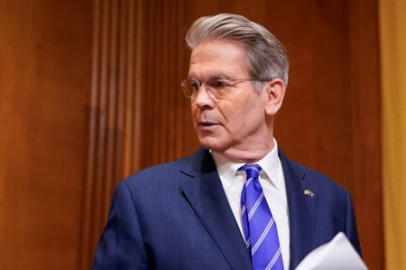 tagreuters.com2025binary_LYNXMPEL6710A-VIEWIMAGE