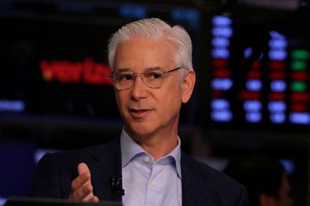 tagreuters.com2025binary_LYNXMPEL6U19E-VIEWIMAGE