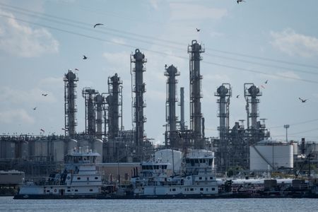 tagreuters.com2025binary_LYNXMPEL7512L-VIEWIMAGE