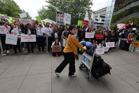 tagreuters.com2025binary_LYNXMPEL7G09J-VIEWIMAGE