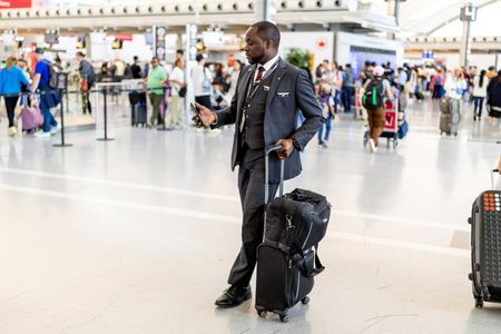 tagreuters.com2025binary_LYNXMPEL7I0WG-VIEWIMAGE