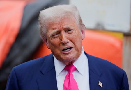 tagreuters.com2025binary_LYNXMPEL7J0MB-VIEWIMAGE