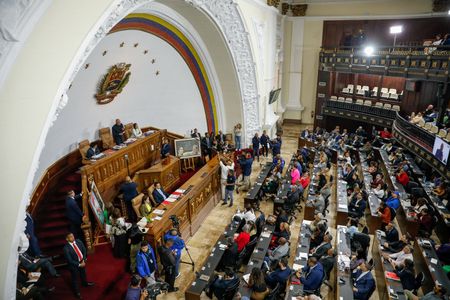 tagreuters.com2025binary_LYNXMPEL9R17J-VIEWIMAGE