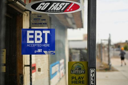 tagreuters.com2025binary_LYNXMPELA414K-VIEWIMAGE