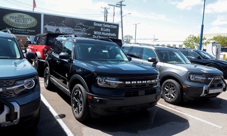 tagreuters.com2025binary_LYNXMPELAI0DD-VIEWIMAGE