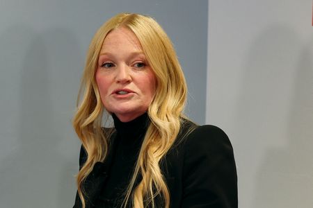 tagreuters.com2025binary_LYNXMPELB2161-VIEWIMAGE