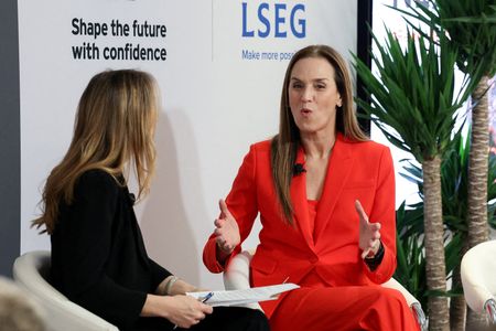 tagreuters.com2025binary_LYNXMPELB216L-VIEWIMAGE