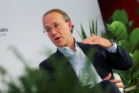 tagreuters.com2025binary_LYNXMPELB316F-VIEWIMAGE