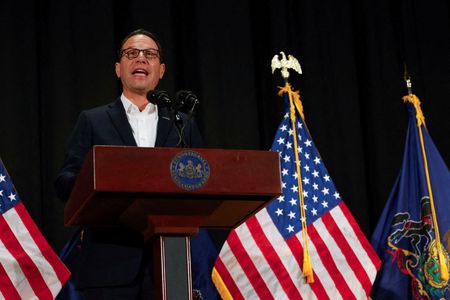 tagreuters.com2025binary_LYNXNPEL0S0RR-VIEWIMAGE