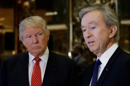 tagreuters.com2025binary_LYNXNPEL370OE-VIEWIMAGE