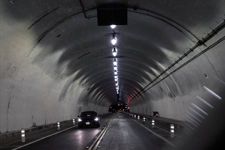 tagreuters.com2025binary_LYNXNPEL8H12O-VIEWIMAGE