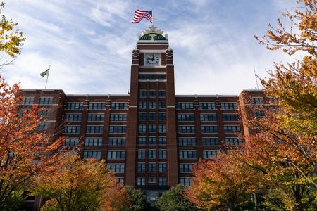 tagreuters.com2025binary_LYNXNPEL9G0DK-VIEWIMAGE