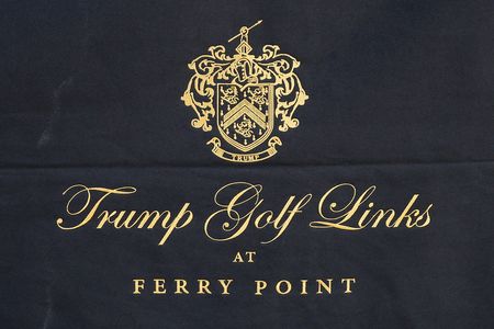 tagreuters.com2022binary_LYNXNPEI3712E-VIEWIMAGE