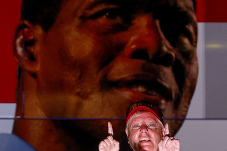 tagreuters.com2023binary_LYNXMPEJ2M0ZZ-VIEWIMAGE