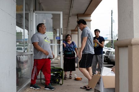 tagreuters.com2024binary_LYNXMPEK4H008-VIEWIMAGE