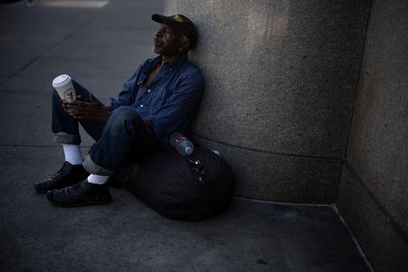 tagreuters.com2024binary_LYNXMPEK530YB-VIEWIMAGE