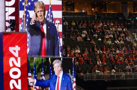 tagreuters.com2024binary_LYNXMPEK6F00V-VIEWIMAGE