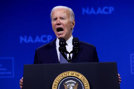 tagreuters.com2024binary_LYNXMPEK6F0RC-VIEWIMAGE