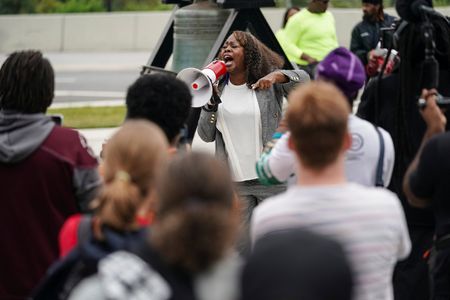 tagreuters.com2024binary_LYNXMPEK9I02C-VIEWIMAGE