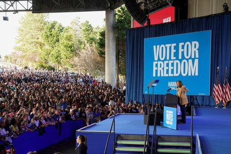 tagreuters.com2024binary_LYNXMPEKA108Q-VIEWIMAGE