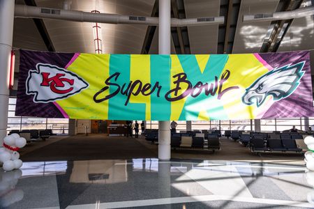 tagreuters.com2025binary_LYNXMPEL120EF-VIEWIMAGE