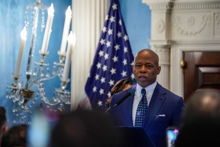 tagreuters.com2025binary_LYNXMPEL1D0XM-VIEWIMAGE