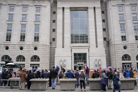 tagreuters.com2025binary_LYNXMPEL290HF-VIEWIMAGE