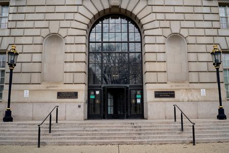 tagreuters.com2025binary_LYNXMPEL410WA-VIEWIMAGE