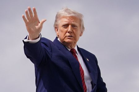 tagreuters.com2025binary_LYNXMPEL4M0ZH-VIEWIMAGE