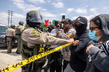 tagreuters.com2025binary_LYNXMPEL560C0-VIEWIMAGE