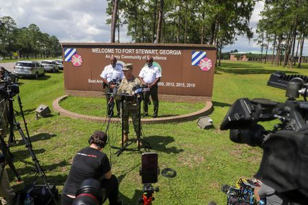 tagreuters.com2025binary_LYNXMPEL7511N-VIEWIMAGE