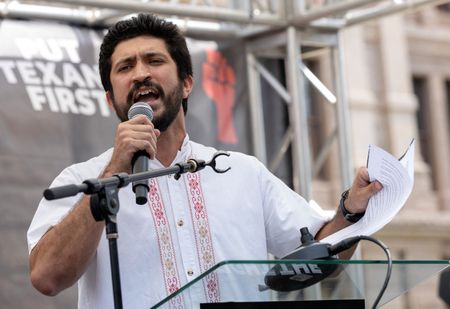 tagreuters.com2025binary_LYNXMPEL7G00J-VIEWIMAGE