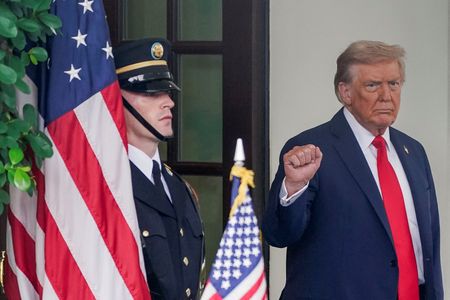 tagreuters.com2025binary_LYNXMPEL7H0YJ-VIEWIMAGE