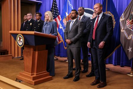 tagreuters.com2025binary_LYNXMPELB316X-VIEWIMAGE