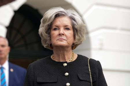 tagreuters.com2025binary_LYNXMPELBF129-VIEWIMAGE