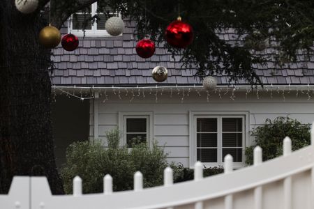 tagreuters.com2025binary_LYNXMPELBF12Q-VIEWIMAGE