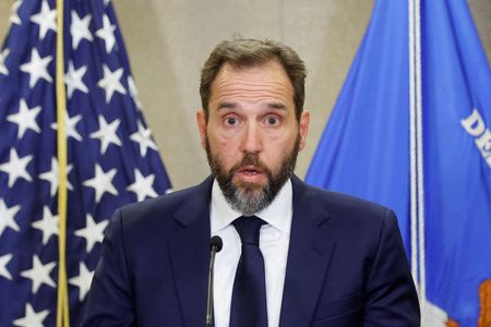 tagreuters.com2025binary_LYNXMPELBG0VO-VIEWIMAGE