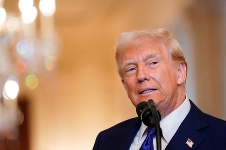 tagreuters.com2025binary_LYNXNPEL0T0VX-VIEWIMAGE