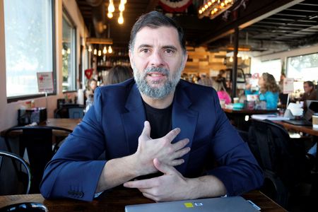 tagreuters.com2025binary_LYNXNPEL1E041-VIEWIMAGE