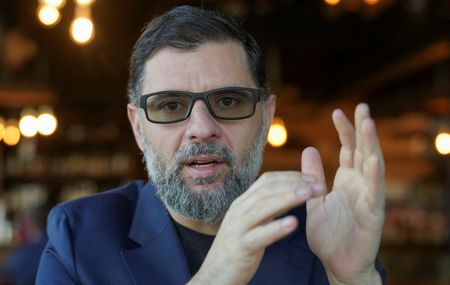 tagreuters.com2025binary_LYNXNPEL1E044-VIEWIMAGE