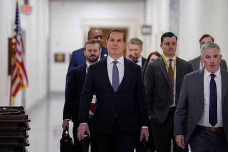 tagreuters.com2025binary_LYNXNPEL240V1-VIEWIMAGE