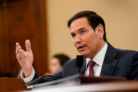 tagreuters.com2025binary_LYNXNPEL4S00W-VIEWIMAGE