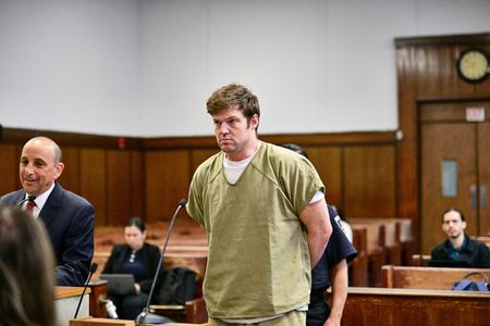 tagreuters.com2025binary_LYNXNPEL4T0UY-VIEWIMAGE