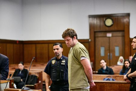 tagreuters.com2025binary_LYNXNPEL4T0UZ-VIEWIMAGE