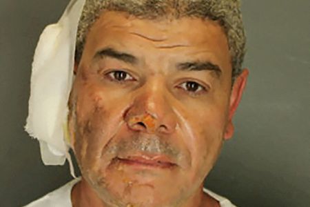 tagreuters.com2025binary_LYNXNPEL510TD-VIEWIMAGE