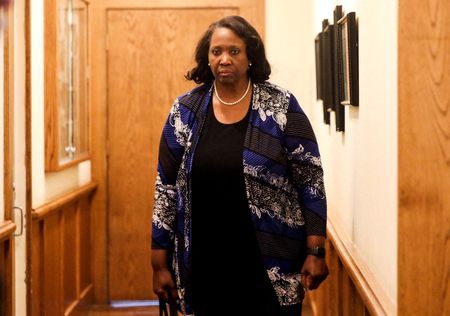 tagreuters.com2025binary_LYNXNPEL8E0VA-VIEWIMAGE