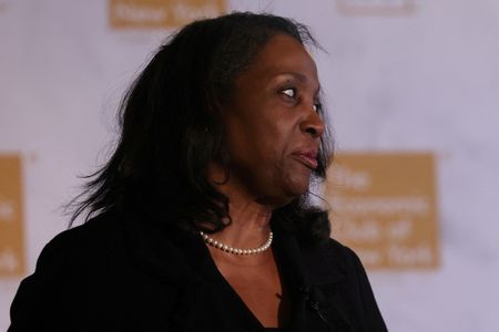 tagreuters.com2025binary_LYNXNPEL8F0EM-VIEWIMAGE