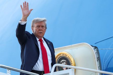 tagreuters.com2025binary_LYNXNPEL8F0HA-VIEWIMAGE