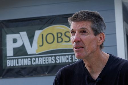 tagreuters.com2025binary_LYNXNPEL8H0DY-VIEWIMAGE