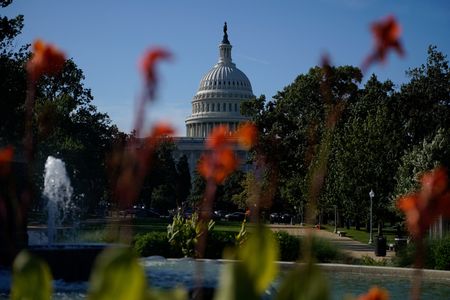 tagreuters.com2025binary_LYNXNPEL8H156-VIEWIMAGE